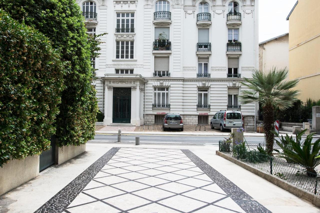 Апартаменты Fleurs De Nice Furnished Flat Экстерьер фото